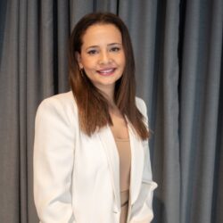 Luiza Louzeiro
